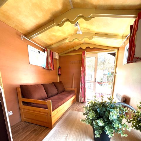 UNUSUAL ACCOMMODATION 3 people - Roulotte Jean Paul