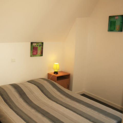 HOUSE 10 people - House 10 persons