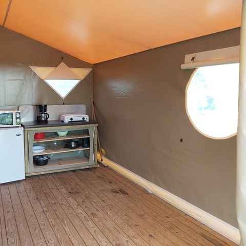 Canvas and wooden tent 4 persons - Tent Canada