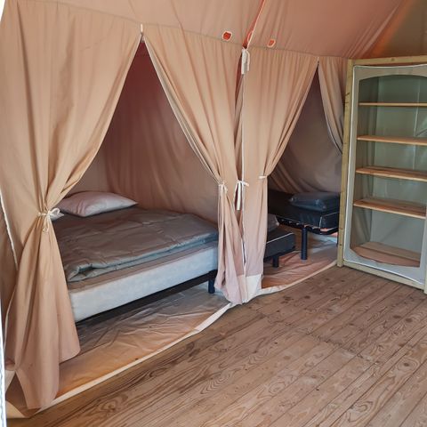 Canvas and wooden tent 4 persons - Tent Canada