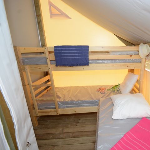 Canvas and wooden tent 5 persons - Lodge Comfort Tent - With sanitary facilities