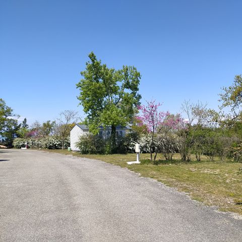 PIAZZOLA - Pacchetto escursionista (a piedi o in bicicletta / 1 tenda senza elettricità)