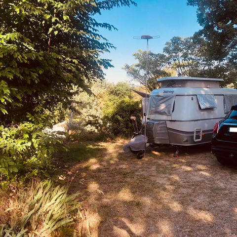 PLOT - Hiker's package (on foot or by bike / 1 tent without electricity)