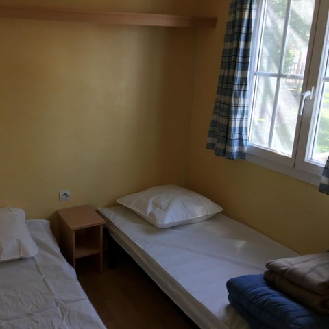 BUNGALOW 6 personnes - CALVI 2 chambres avec Terrasse