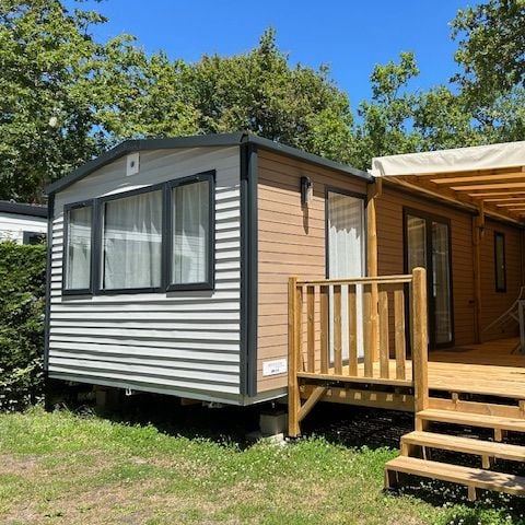 Mobilheim 4 personen - PREMIUM 28m² - 2 Schlafzimmer + TV + halbüberdachte Terrasse + Bettwäsche + Handtücher