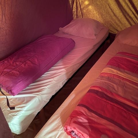 Tent 5 personen - Volledig ingerichte tent 29m² - 3 slaapkamers (geen sanitair)