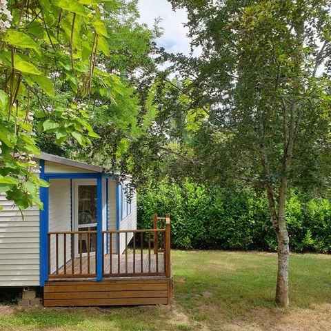 Mobilheim 4 Personen - M54 - 26m² mit halbüberdachter Terrasse / 2 Schlafzimmer