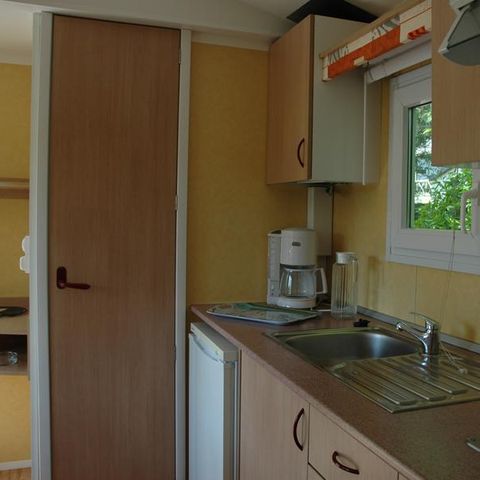 Mobile home 4 persons - M54 - 26m² with semi-covered terrace / 2 bedrooms