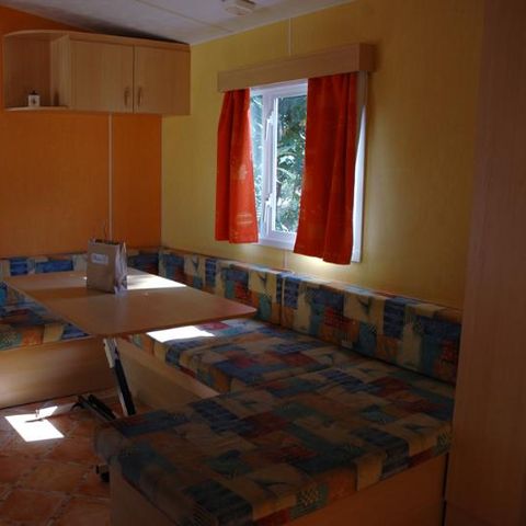 Mobilheim 5 personen - M8 - 35m² mit überdachter Terrasse / 2 Schlafzimmer