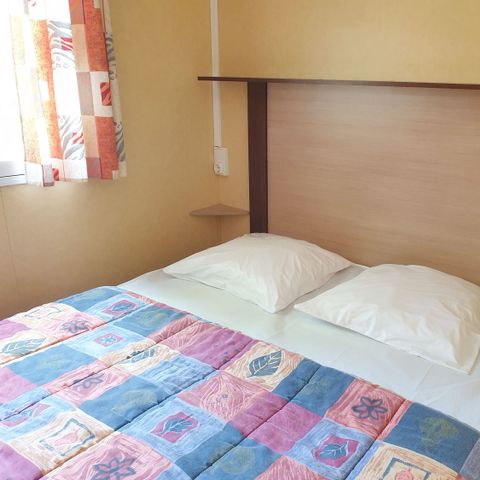 Mobilheim 4 Personen - Holz-Mobilheim BABY mit KLIMA - 26m² mit überdachter Terrasse / 2 Zimmer