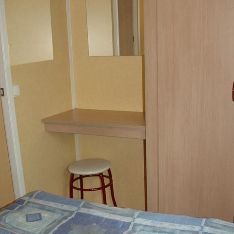 Mobilheim 4 personen - Mobilheim aus Holz - 26m² mit überdachter Terrasse / 2 Zimmer