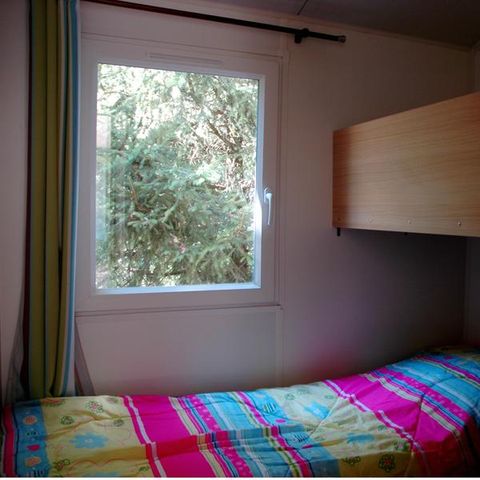 BUNGALOW 4 personnes - CABANE 21m² / 2 chambres (sans sanitaires)