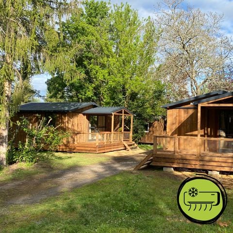 CHALET 5 people - Chalet Médiéval - CLIM - 37 m² with semi-covered terrace - 2 bedrooms