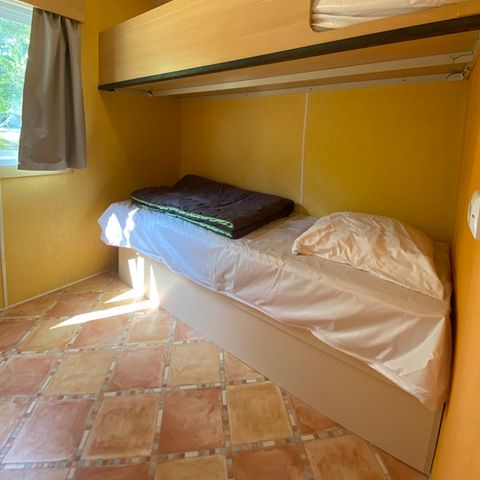 Mobilheim 4 Personen - Mobilheim M7 35m² mit überdachter Terrasse / 2 Zimmer