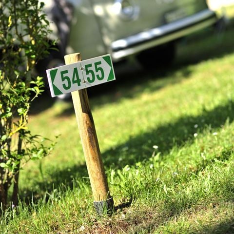 EMPLACEMENT - Emplacement CONFORT: voiture + tente, caravane ou camping-car avec électricité