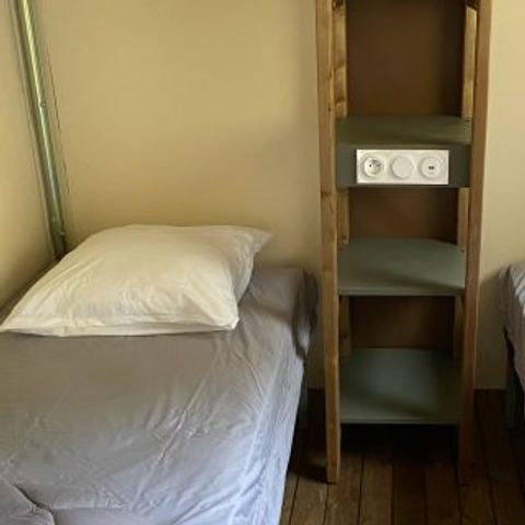 Tente en toile et en bois 4 personnes - NOMADE LODGE sans sanitaires