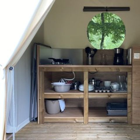 Tente en toile et en bois 4 personnes - NOMADE LODGE sans sanitaires