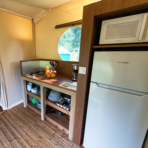 CANVAS AND WOOD TENT 4 people - 2 rooms for 4 persons with private bathroom