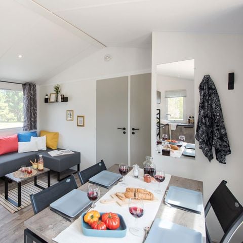 Stacaravan 4 personen - Bahia - 2 slaapkamers - 28 m2 (+overdekt terras 11 m2) voor 4 personen