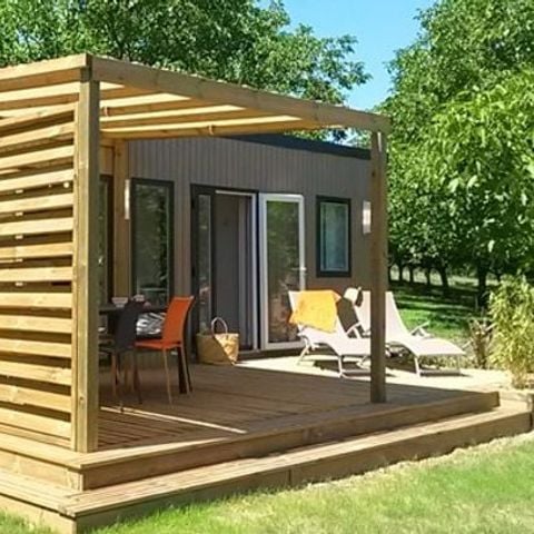 Stacaravan 6 personen - Ultimate | 3 slaapkamers | 6 pers | Terras Lounge | 2 badkamers | Airconditioning | TV