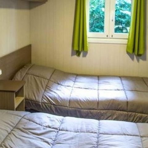 STACARAVAN 4 personen - Hergo standaard 31 m² (2 slaapkamers - 4 slaapplaatsen) 2 badkamers + 2 toiletten