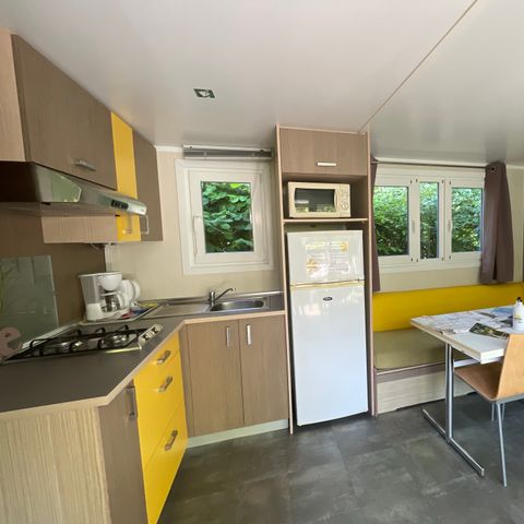 Stacaravan 4 personen - Hergo standaard 31 m² (2 slaapkamers - 4 slaapplaatsen) 2 badkamers + 2 toiletten