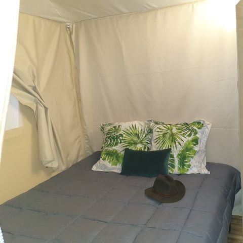 Tent 4 personen - JUNGLE Standard-tent 20 m² (2 kamers, 4 personen) zonder sanitair, 2/4 personen