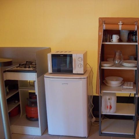 Bungalowzelt 4 Personen - PAGAN-ZELT 25 M2 MIT SANITÄRANLAGEN, ECONOMY-LINIE
