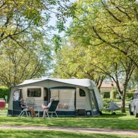 Kampeerplaats - Locatie ** voor