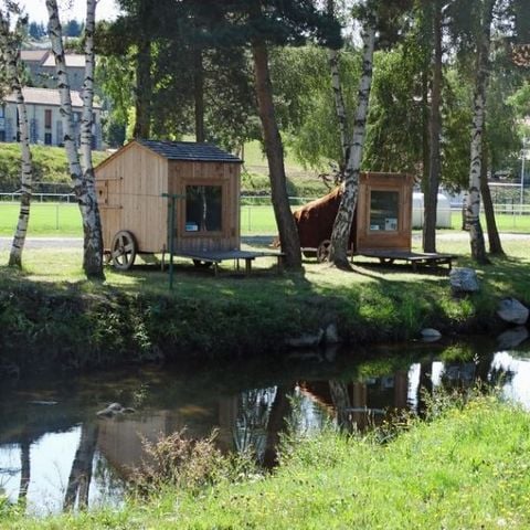 UNUSUAL ACCOMMODATION 2 people - Tsabone