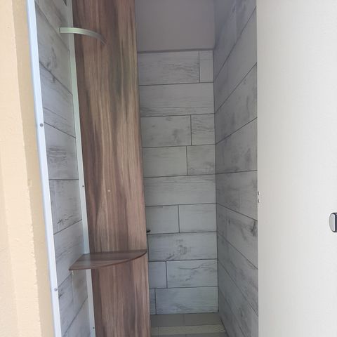 PIAZZOLA - Pacchetto tenda + piazzola per bici, auto, caravan o camper