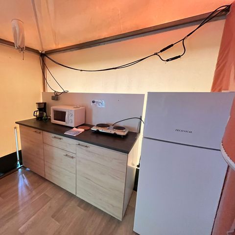 BUNGALOW DE LONA 6 personas - Bungalow de lona CYRUS - Sin instalaciones sanitarias