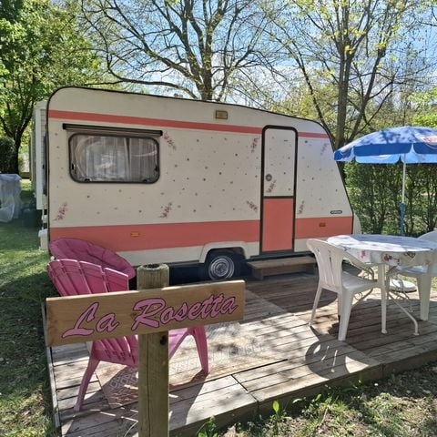 Wohnwagen 2 Personen - „Rosetta“ oder „Violetta“ – ohne Sanitäranlagen