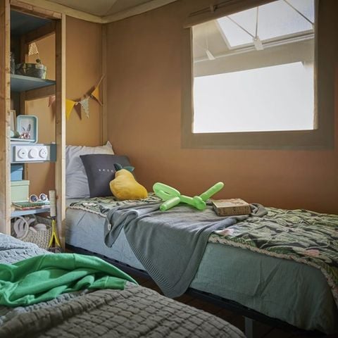 Lodge 4 personnes - Lodge 2 ch 4 pers (sans électricité)