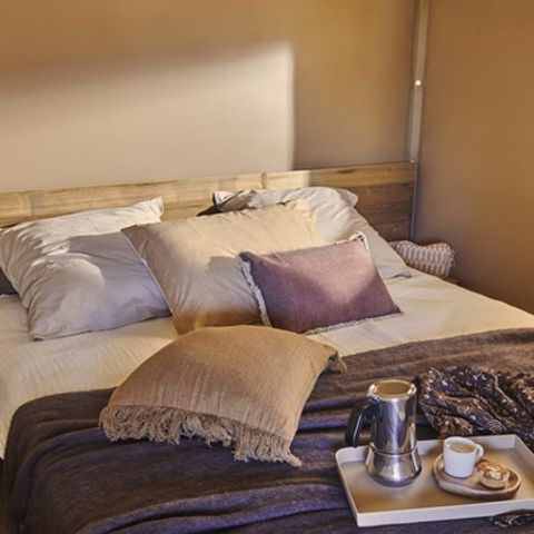 LODGE 4 personnes - Lodge 2 ch 4 pers (sans électricité)