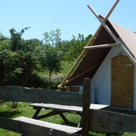 Tent 4 personen - Trapper uitgerust