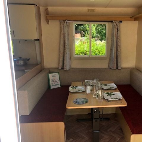 Stacaravan 4 personen - SUNROLLER : - 2 Slaapkamers - Overdekt Terras