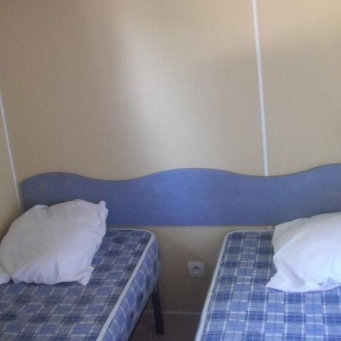 MOBILHOME 4 personnes - Mobil-Home WATIPI : 2 Chambres - 2 ads + 2 enfts - Terrasse couverte 2/4 pers