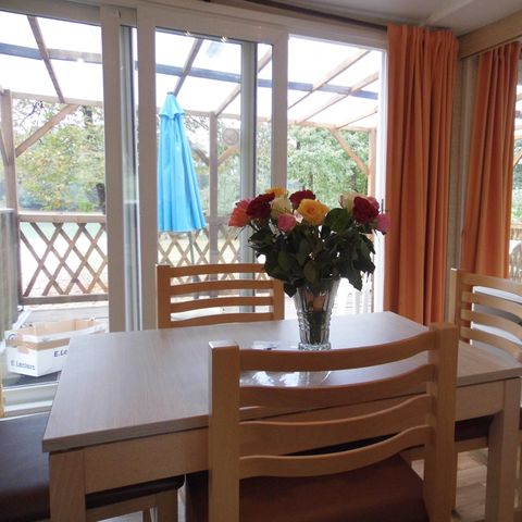 MOBILHOME 4 personnes - avec vue sur l'étang 1/4 pers.