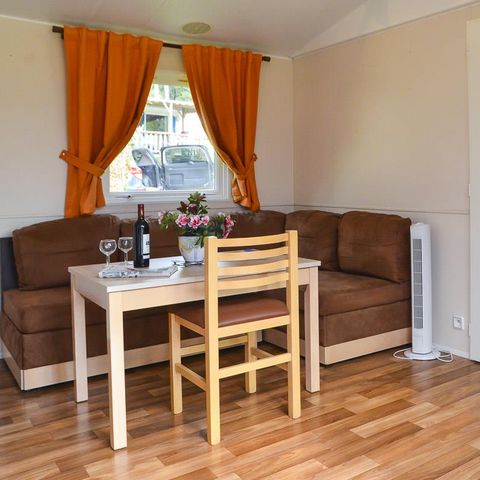 MOBILHOME 4 personnes - avec vue sur l'étang 1/4 pers.