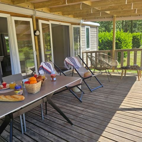 MOBILHOME 4 personnes - Mobil home Premium face à l' étang 1/4 pers