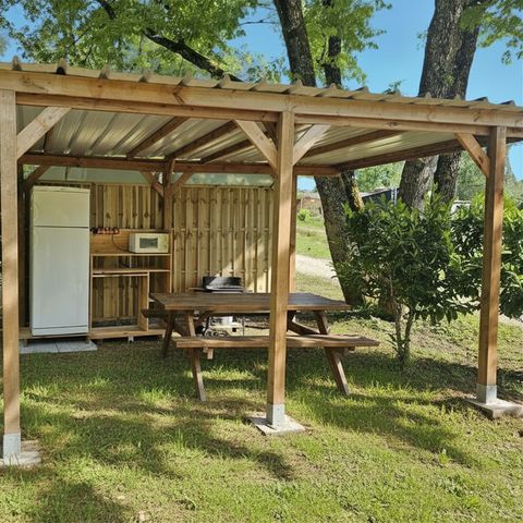 Pitch -  Premium pitch with pond view 1/2 pers