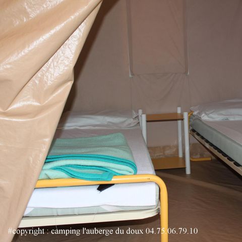 BungalowTent 4 personen - zonder sanitaire voorzieningen