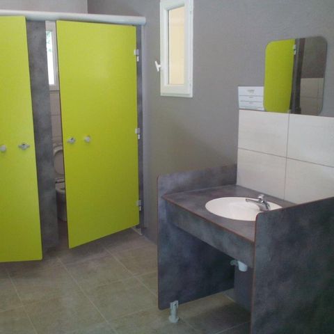 EMPLACEMENT - avec électricité ( Tente + véhicule ) - forfait 2 pers