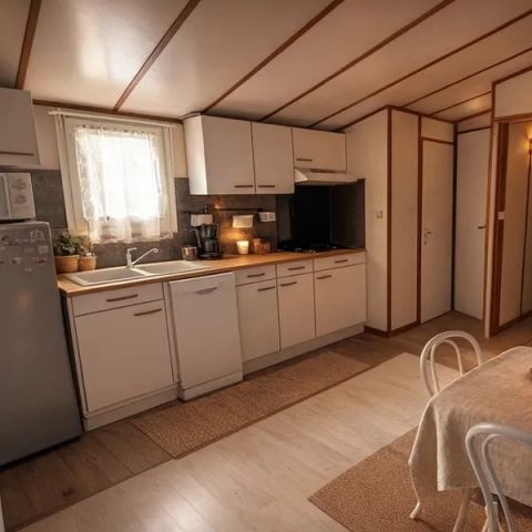 Mobile home 6 persons - Aqua Mobile Home: 2 bedrooms, sleeps 4–6, semi-covered terrace, TV