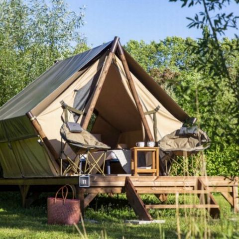 Canvas and wooden tent 2 persons - MOOREA 2 PERSON TENT