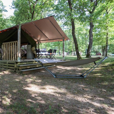 Tent 5 personen - Freeflower Confort 37m² (2 kamers) inclusief overdekt terras 13m² (geen sanitair)