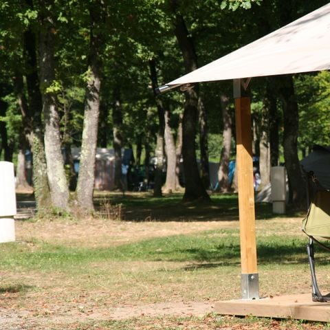 Tenda 5 persone - Freeflower Confort 37m² (2 camere da letto) con terrazza coperta di 13m² (senza servizi igienici)