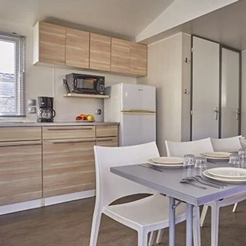 Stacaravan 6 personen - Mobile-home | Premium Azure | 3 slaapkamers | 6 pers. | Verhoogd terras | Airconditioning | TV