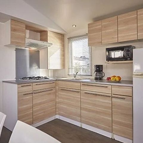 Stacaravan 6 personen - Mobile-home | Premium Azure | 3 slaapkamers | 6 pers. | Verhoogd terras | Airconditioning | TV